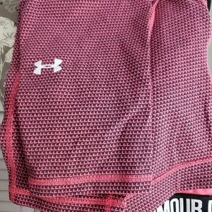 Under armour capri active wear